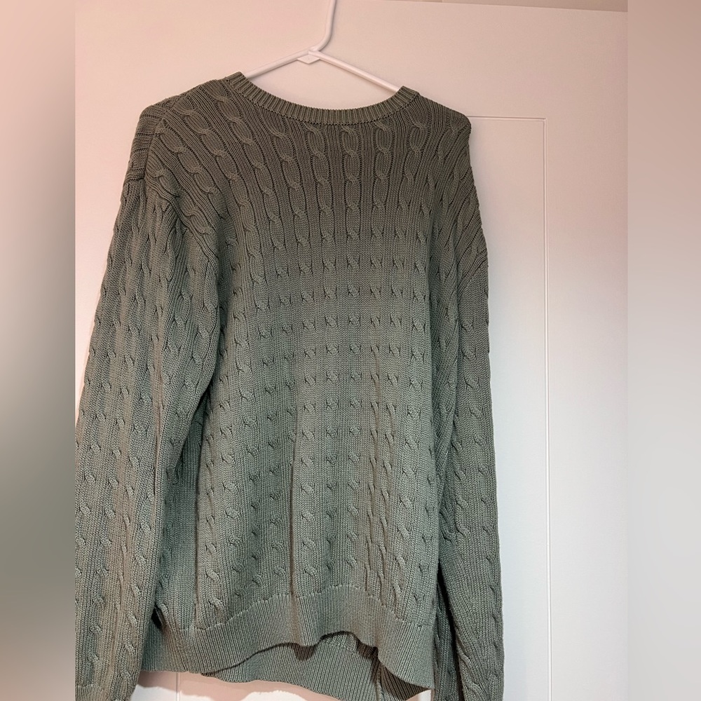 Brandy Melville long sleeve sweater oversized